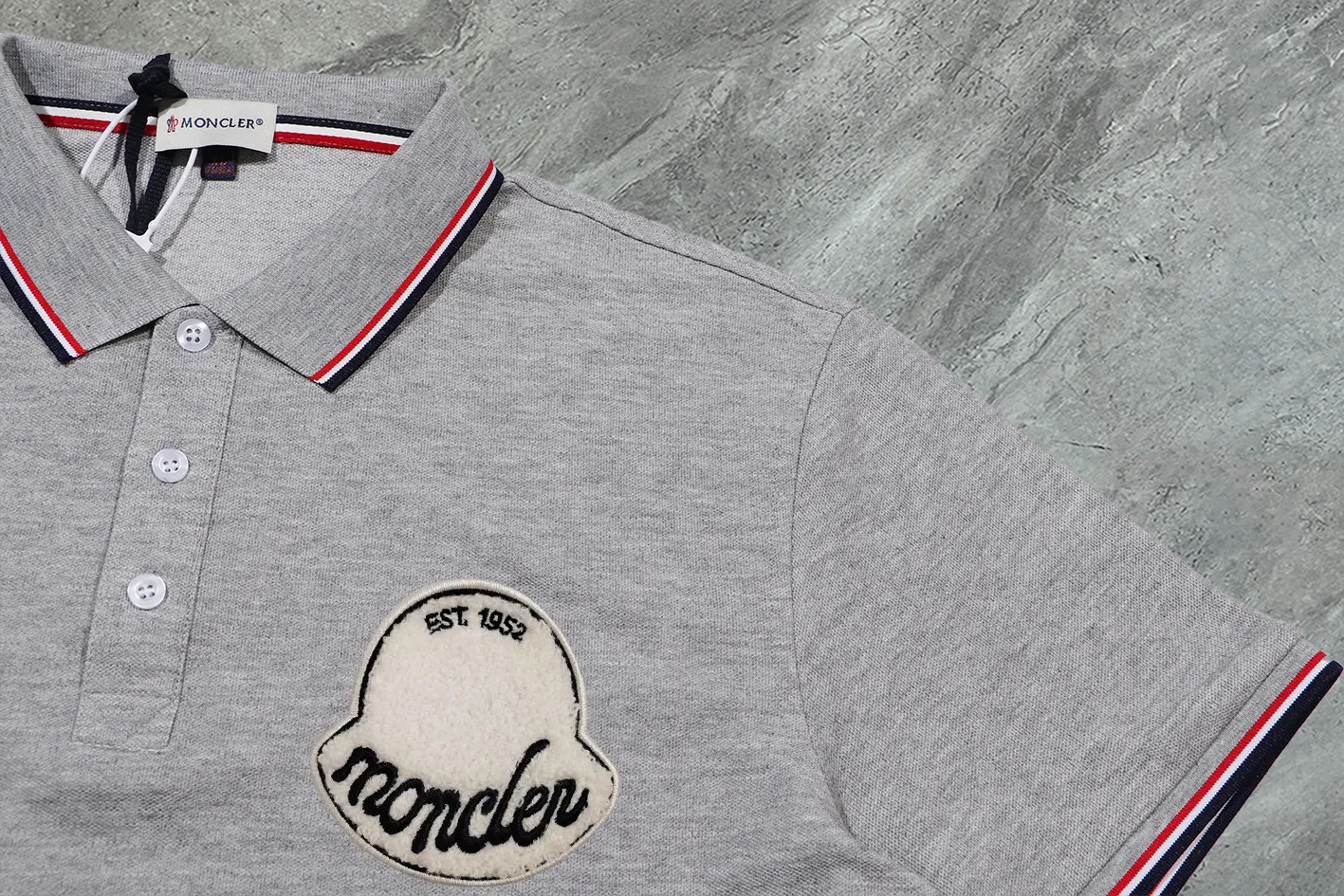 MONCLER~ 2026 New Arrival Quality POLO ， Breathable ， ， ， Quality。 ！ ， ！ LOGO Quality ：Black，White，Gray，Royal Blue Sizes：M~L~XL~2XL~3XL